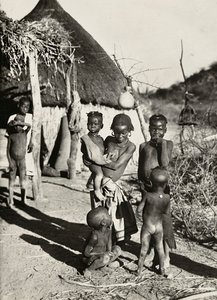 Eine Gruppe von Jungen aus dem Tacruri-Stamm, 09/05/1936