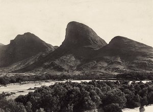 Bau eines Imperiums im faschistischen Zeitalter: Bergkette in Form eines menschlichen Profils, 09/05/1936 von Modestino Baldinetti