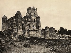 Das Schloss von König Fasiladas in Gondar, Äthiopien, 09/05/1936 von Modestino Baldinetti