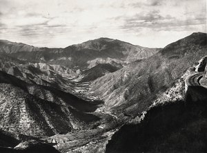„Ein Imperium aufbauen“ im faschistischen Zeitalter: das Dorfu-Tal, 09/05/1936 von Modestino Baldinetti
