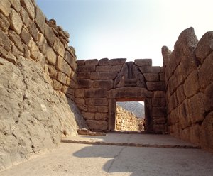 Ansicht des Löwentors in der Stadt Mykene, Griechenland von Mycenaean