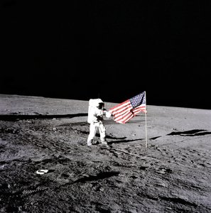Apollo 12 - NASA, 1969 von NASA Images