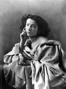 Französische Schauspielerin Sarah Bernhardt (1844-1923), Foto von Nadar (1820-1910)
