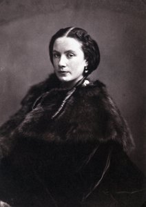 Porträt von Madame Pichat. Porträt einer schicken Frau mit englischen Schnallen und Pelzmantel. Fotografie von Gaspard Felix Tournachon, genannt Felix Nadar (1820-1910) von Nadar