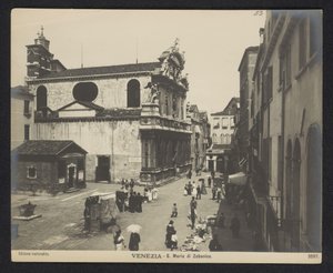 Außenansicht der Santa Maria Zobenigo in Venedig von Neue Photographische Gesellschaft
