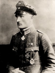 Porträt von Manfred von Richthofen, ca. 1915 von Nicola Perscheid