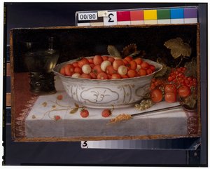 Stillleben mit Walderdbeeren in einer Wanli-Porzellanschale