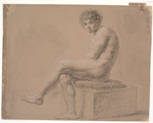 Sitzendes Modell auf niedriger Plinthe mit Kissen. Linkes Bein über rechtes