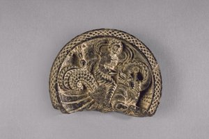 Palette mit Nereide auf einem aquatischen Drachen von Pakistani School