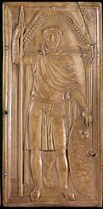 Stilicho in Rüstung, General, Patrizier und Konsul des Weströmischen Reiches. Rechtes Panel des Dyptichons von Stilicho (Elfenbeinskulptur, ca. 395) von Paleo Christian