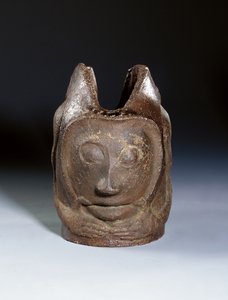 Topf in Form eines grotesken Kopfes, ca. 1895