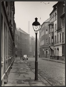 [Leere Straße] von Paul Wolff