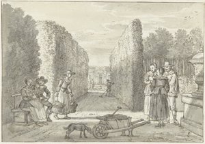 Verschiedene Personen in einem Garten mit hohen Hecken