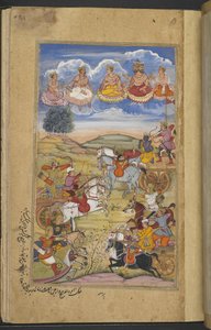 Schlacht zwischen den Armeen von Arjuna und Tamradhvaja. Brahma und andere Gottheiten am Himmel, aus dem Razmnāmah (Buch des Krieges), Übersetzung des Mahabharata von Naqib Khan