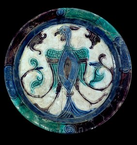 Persische Kunst: Schale in polychromer Fayence mit Darstellung eines Vogels von Persian School