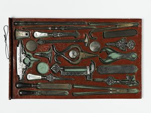 Werkzeugkasten, der die Heilige Familie darstellt, ca. 1830 (Mischtechnik) von Persian School