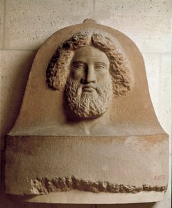 Zivilisation der Phönizier: Kopf eines Mannes auf einem phönizischen Sarkophag von Phoenician Phoenician