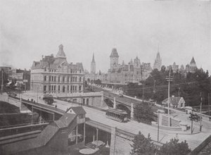 Dufferin- und Sappers-Brücken, Postamt und Parlamentsgebäude, Ottawa von Photographer Canadian