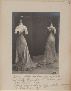 Albumseite: House of Worth, Abendkleid von Photographer French