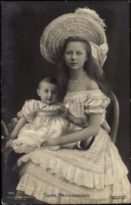Tante Prinzessin Victoria Luise, Liersch 1693 von Photographer German