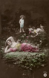 Familie am Flussufer von Photographer German