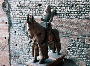 Reiterstatue von Cangrande I della Scala, Castelvecchio, Verona, Venetien, Italien