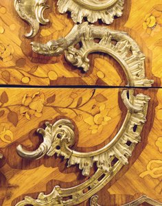 Detail einer Louis-XV-Kommode, verkauft von Adrien Delorme
