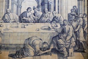 Kirche der Barmherzigkeit. Azulejos. Jesus wird von einer sündigen Frau gesalbt in Lukas 7:36-50. Evora. Portugal.