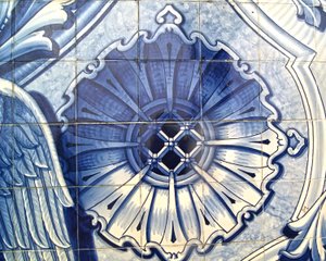 Detail eines dekorativen Paneels, das die Verkündigung darstellt, Lamego, Portugal. 1738 von Portuguese School