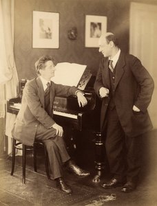 Alexander Zemlinsky und Arnold Schönberg in Prag, 1917