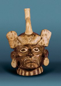 Präkolumbianische Zivilisation: Keramikvase mit Porträt, aus Peru