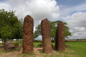 Urgeschichte: Megalithischer Steinkreis von Wassu, Gambia (Foto)