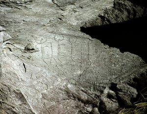 Urgeschichte, Felskunst: Gravuren von zwei Paaren Ochsen, die einen Wagen ziehen. Kupferzeit. Eneolithikum (Chalkolithikum). Roche Nr. 2. Cemmo (Brescia) Parco archeologico nazionale dei Massi di Cemmo, Italien von Prehistoric Prehistoric