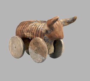 Zoomorphe Statuette mit Rädern, 3950-3500 v. Chr. von Prehistoric Russian Culture