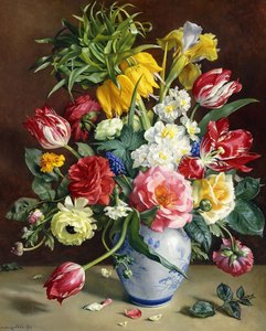 Tulpen, Rosen, Narzissen und andere Blumen in einer blau-weißen Vase von R. Klausner