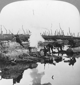 Britische Truppen am Yser-Kanal, Flandern, Belgien, Erster Weltkrieg