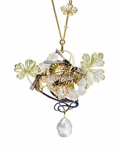 Ein Jugendstil-Email-, Diamant- und Perlenanhänger von Rene Jules Lalique
