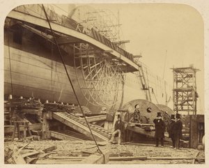 Der Dampfer "The Great Eastern" im Bau in den Docks von Millwall von Robert Howlett