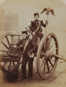 Trompeter Gritten und Lang, Royal Artillery, 1856 von Robert Howlett