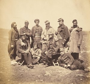 General Cisse & Offiziere & Soldaten der Division von General Bosquet von Roger Fenton