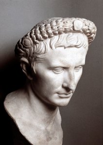 Büste des römischen Kaisers Augustus (Gaius Julius Caesar Octavianus) von Roman