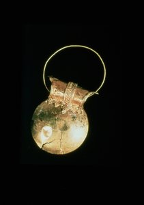 Goldene Bulla aus dem Haus des Menander, Pompeji, 79 n. Chr.