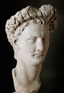 Marmorkopf des römischen Kaisers Domitian (Titus Flavius Domitian)