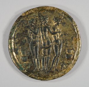 Spiegel mit Darstellung der drei Grazien, 2. Jahrhundert (Silber, vergoldete Bronze) von Roman