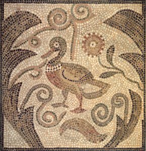 Mosaik einer nach links blickenden Ente in Weinreben von Roman