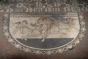 Raub der Europa, Bodenmosaik aus der römischen Villa von Lullingstone, ca. 82 n. Chr., Eynsford, Kent, England, Vereinigtes Königreich, römische Zivilisation