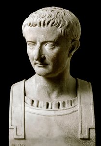 Römische Kunst: Büste aus Marmor von Tiberius von Roman
