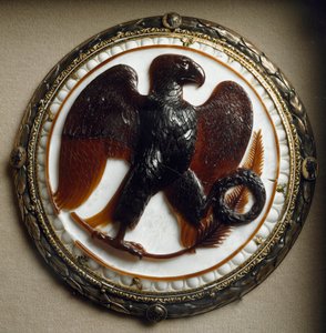 Römische Kunst: Kamee mit Adler und kaiserlichen Symbolen aus der Regierungszeit von Kaiser Augustus