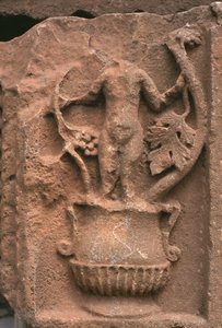 Architektonisches Fragment mit geschnitzter Dekoration, Sertius-Markt, Hochimperiale Periode (27 v. Chr.-395 n. Chr.) von Roman Imperial Period