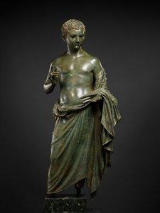Bronzestatue eines aristokratischen Jungen, 27 v. Chr.-14 n. Chr. (Bronze) von Roman Imperial Period